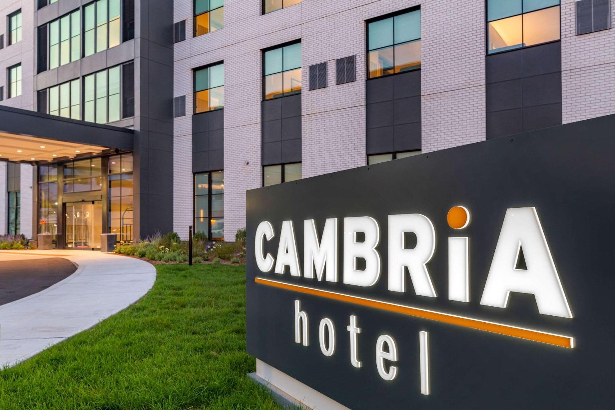 Cambria Hotel New Haven University Area Ngoại thất bức ảnh